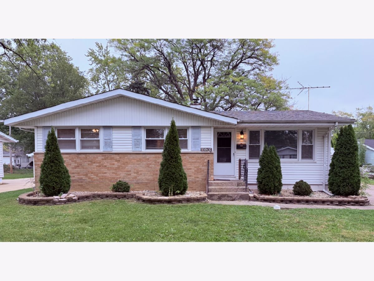For Sale Lansing Illinois, 18905 Park Avenue