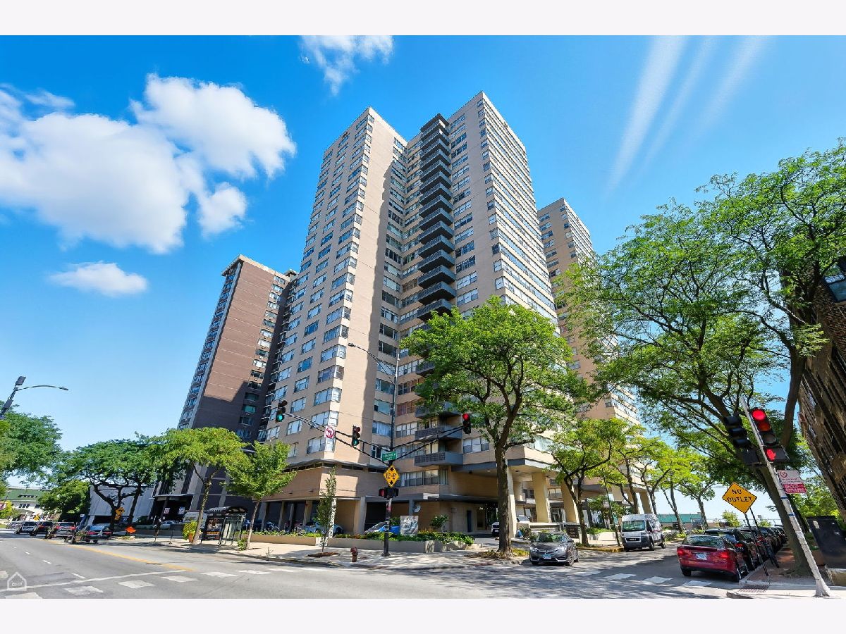 For Sale Chicago Illinois, 6301 Sheridan Road