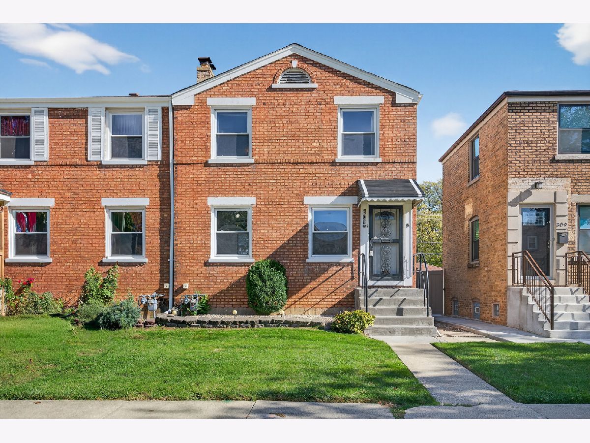  For Sale Bellwood Illinois, 307 Hyde Park Avenue