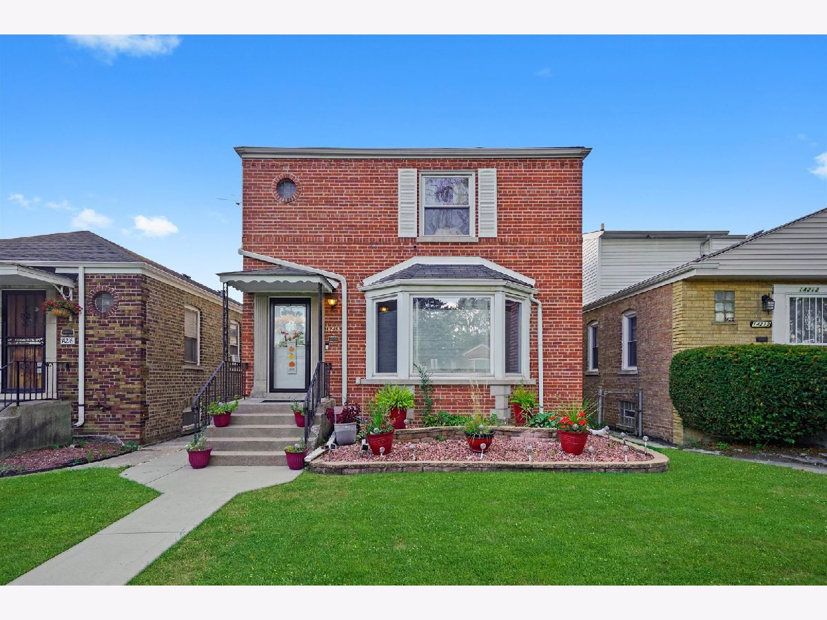  For Sale Riverdale Illinois, 14214 Parnell Avenue