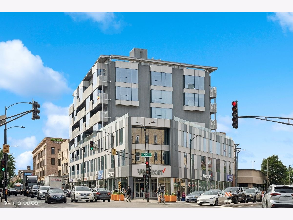  Rented Chicago Illinois, 1241 Milwaukee