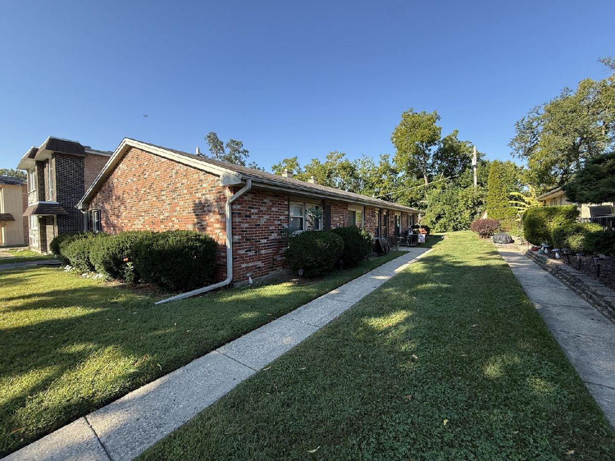 For Sale Lombard Illinois, 230 Troy Lane