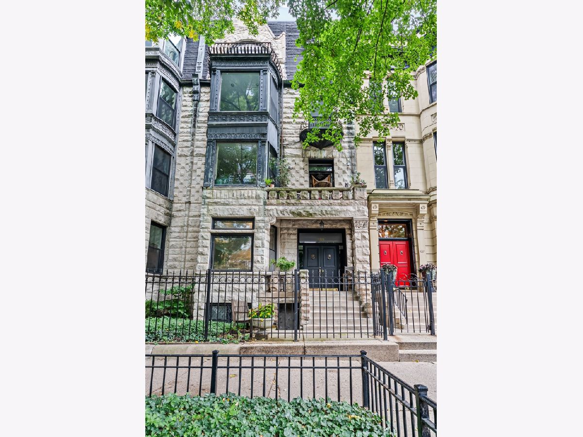  For Sale Chicago Illinois, 1329 Dearborn Street