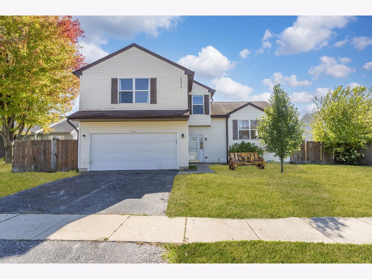  For Sale Harvard Illinois, 714 Casey Lane