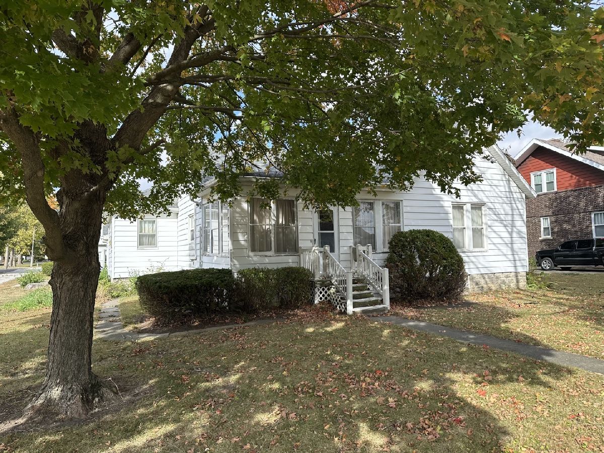  For Sale Cissna Park Illinois, 205 Harrison Street
