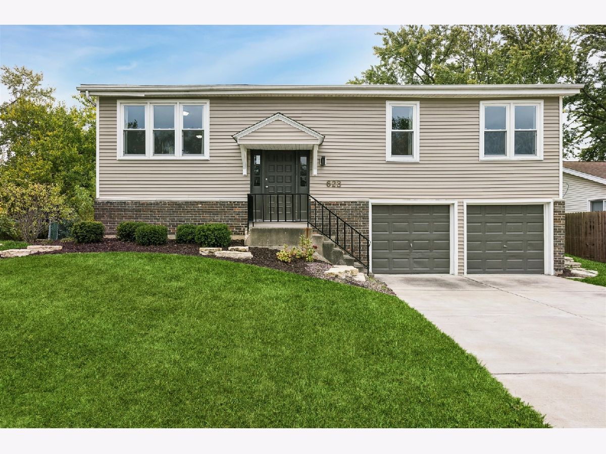 For Sale Bolingbrook Illinois, 623 Cochise Circle