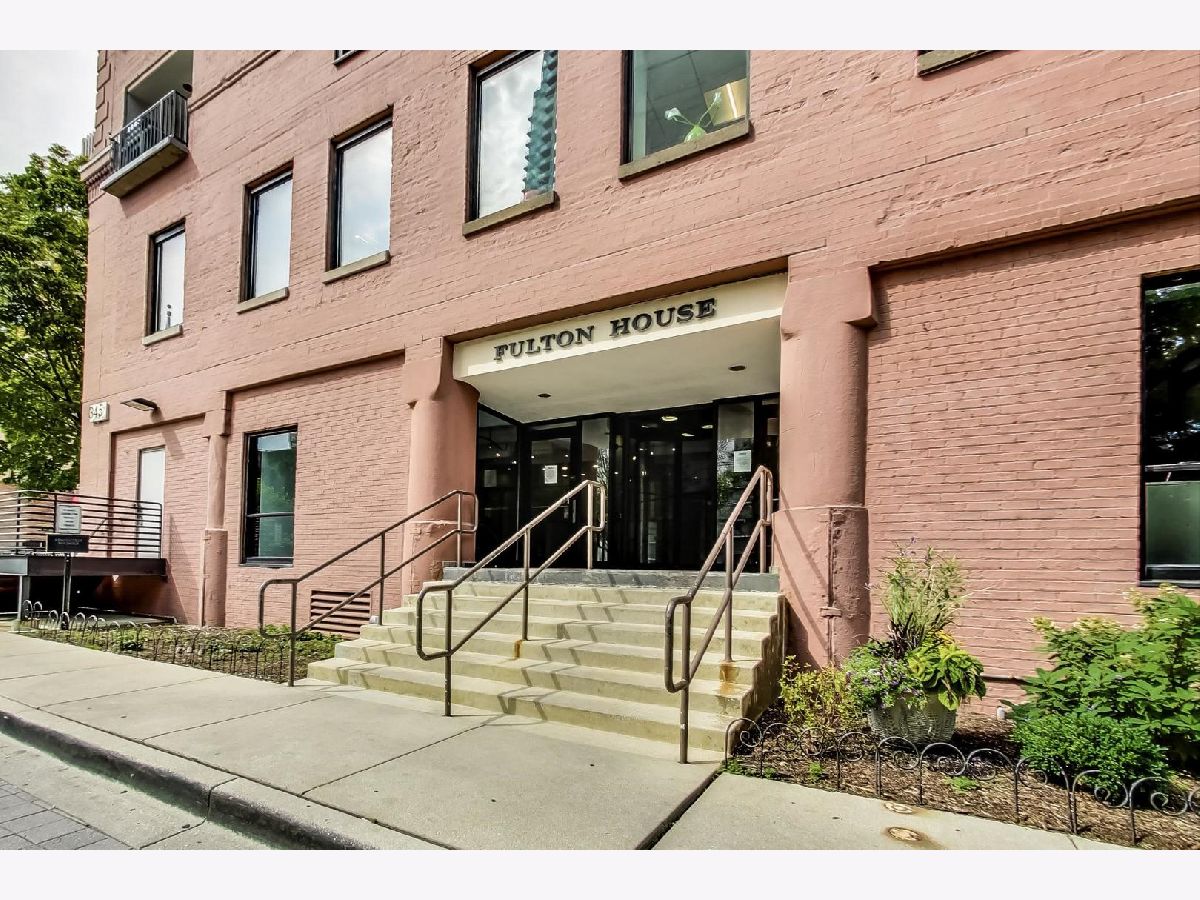  For Sale Chicago Illinois, 345 Canal Street