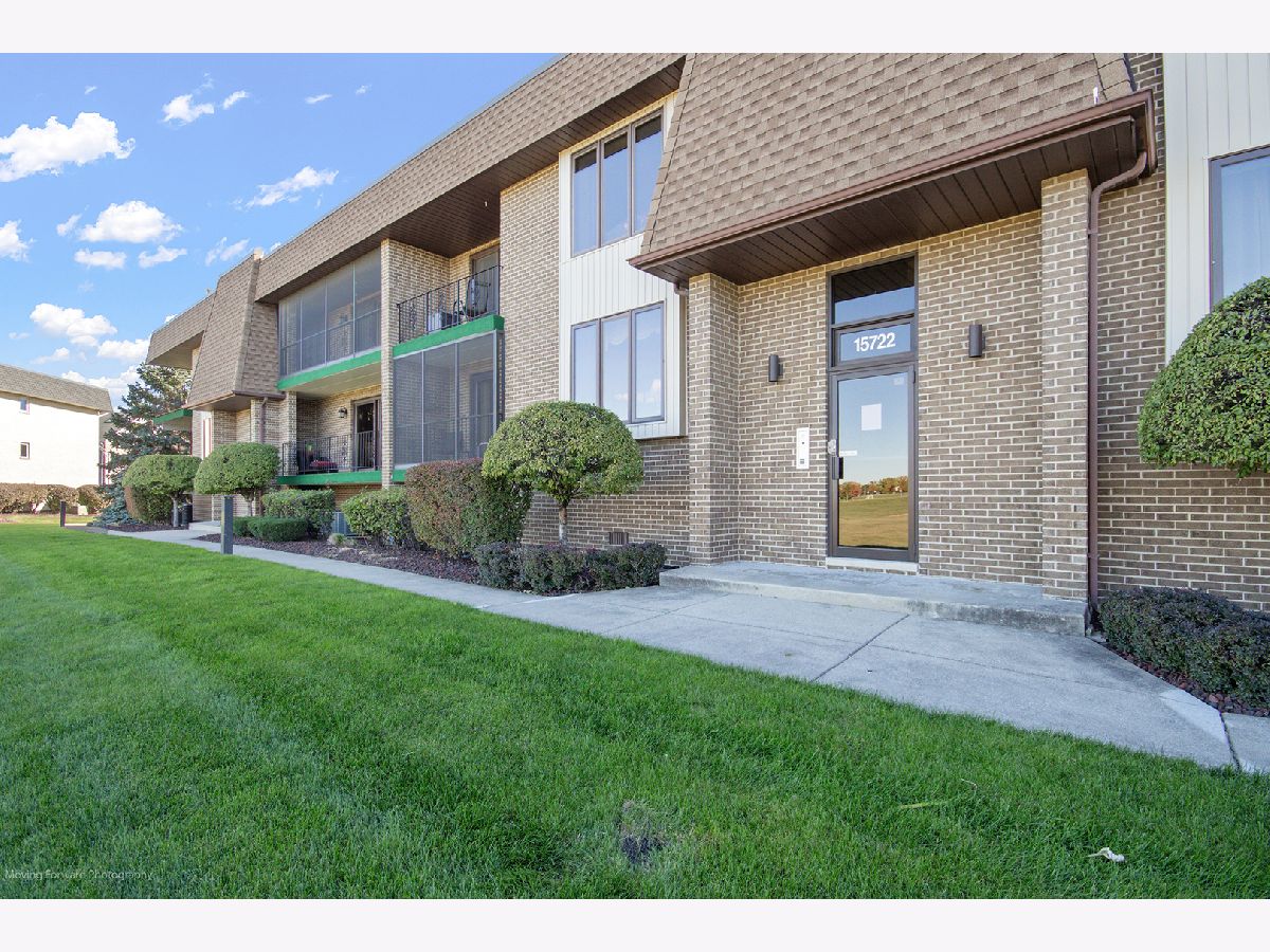 Condos & Townhomes & Homes For Sale Golfview Orland Park Illinois, 15722 Old Orchard Court