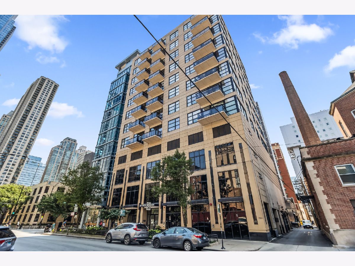 For Sale Chicago Illinois, 101 Superior Street