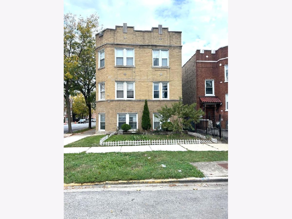 For Sale Chicago Illinois, 3043 Laramie Avenue