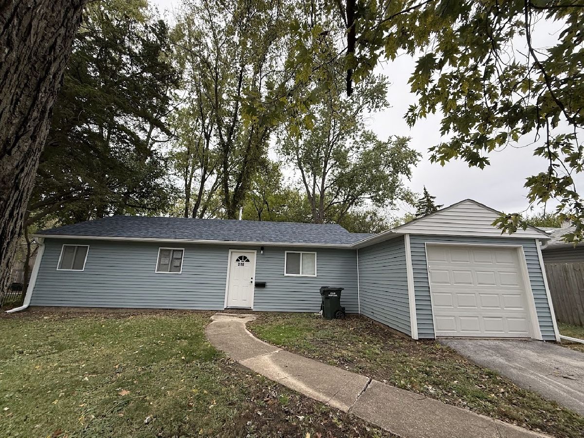 For Sale Park Forest Illinois, 210 Mantua Street