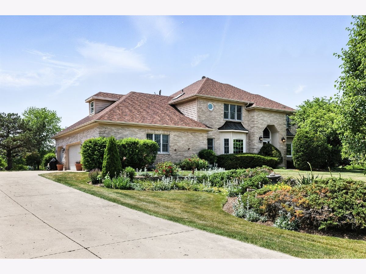 Homes For Sale Brier Pines Hampshire Illinois, 14N924 White Pines Lane