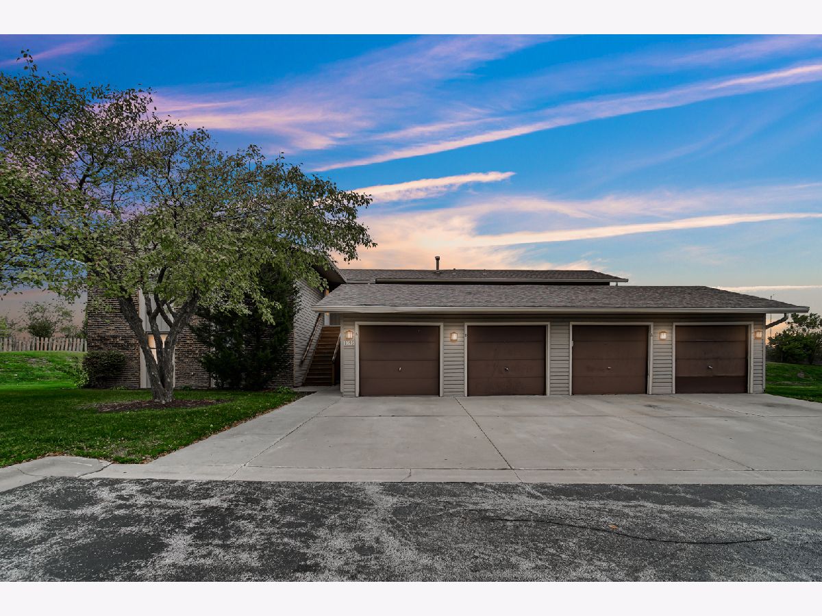 Condos & Townhomes For Rent Sierra Blanca Hanover Park Illinois, 1395 Alpine