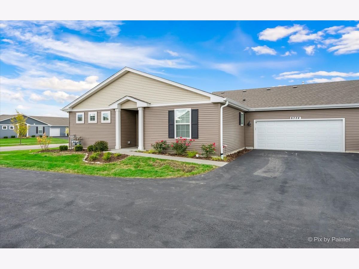  For Sale Wonder Lake Illinois, 6324 Maple Glen Drive