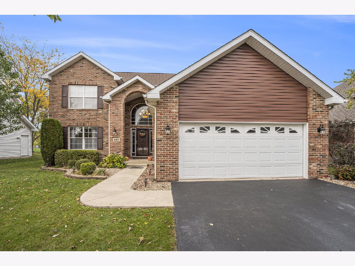  For Sale Beecher Illinois, 257 Pine Street