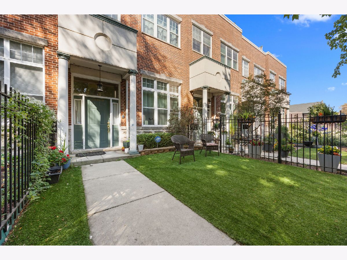 For Sale Chicago Illinois, 5230 University Avenue