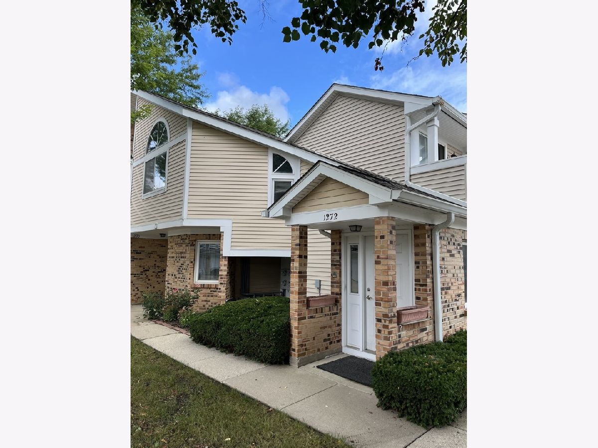  Rented Buffalo Grove Illinois, 1272 Ranchview
