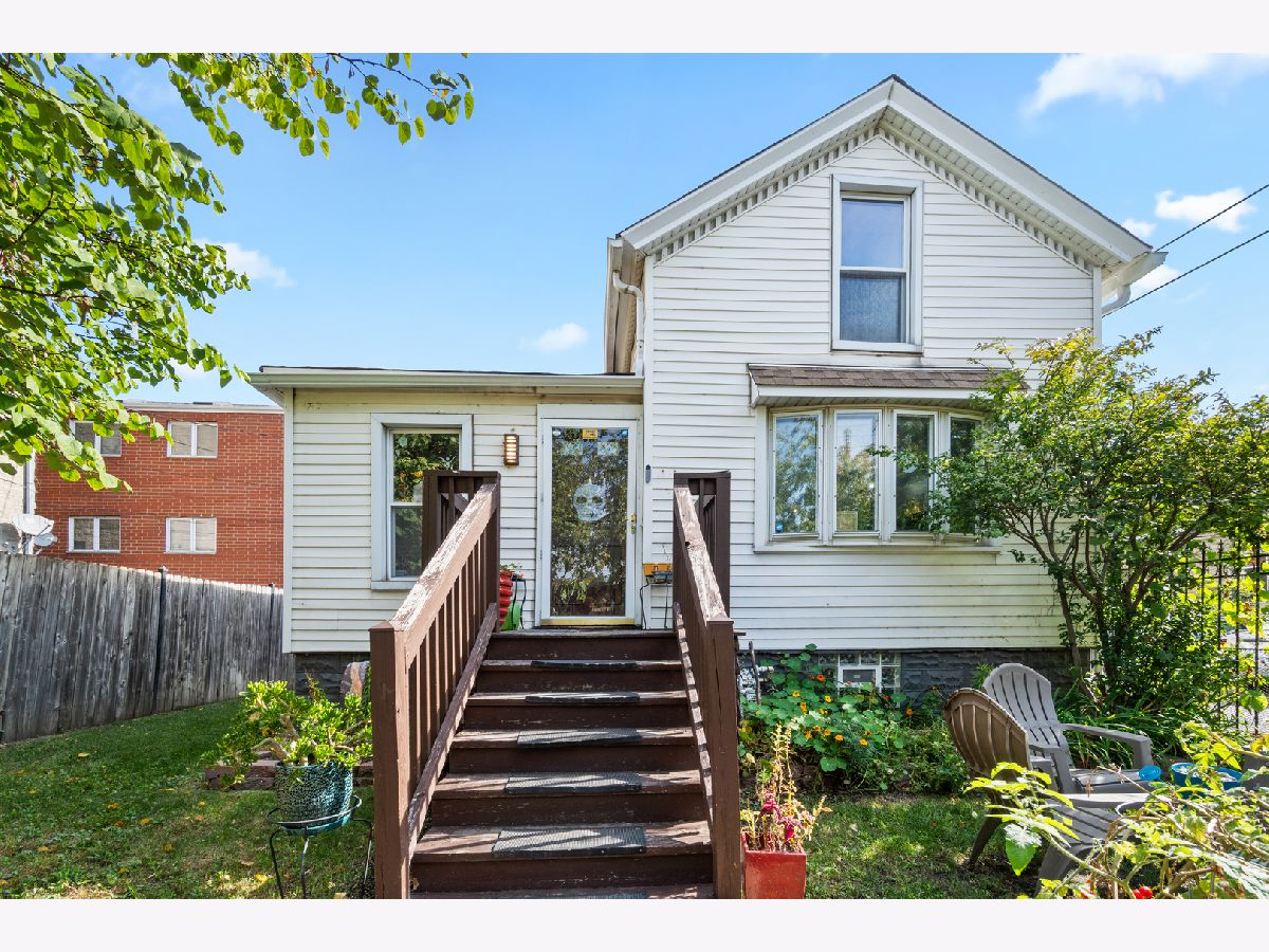  For Sale Chicago Illinois, 1111 Campbell Avenue