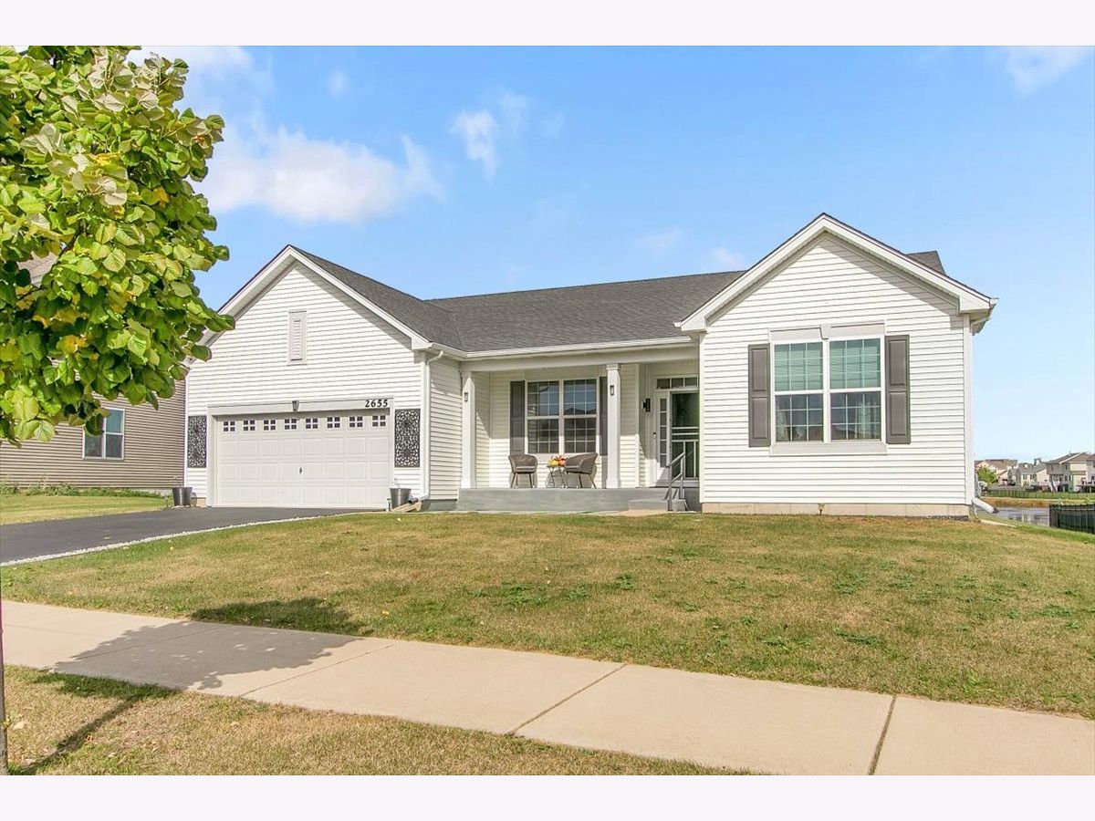 For Sale Yorkville Illinois, 2655 Fairfax Way