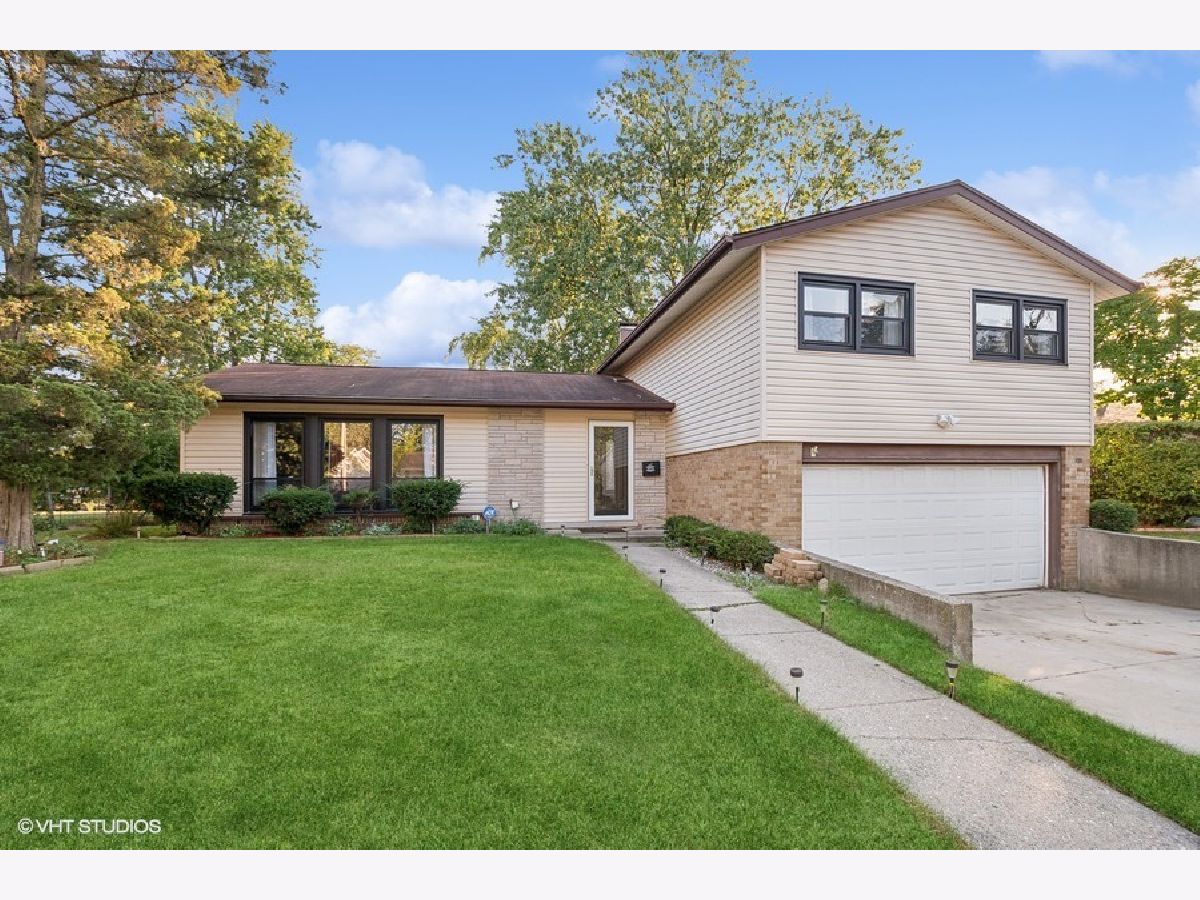  For Sale Hazel Crest Illinois, 2805 Knollwood Place