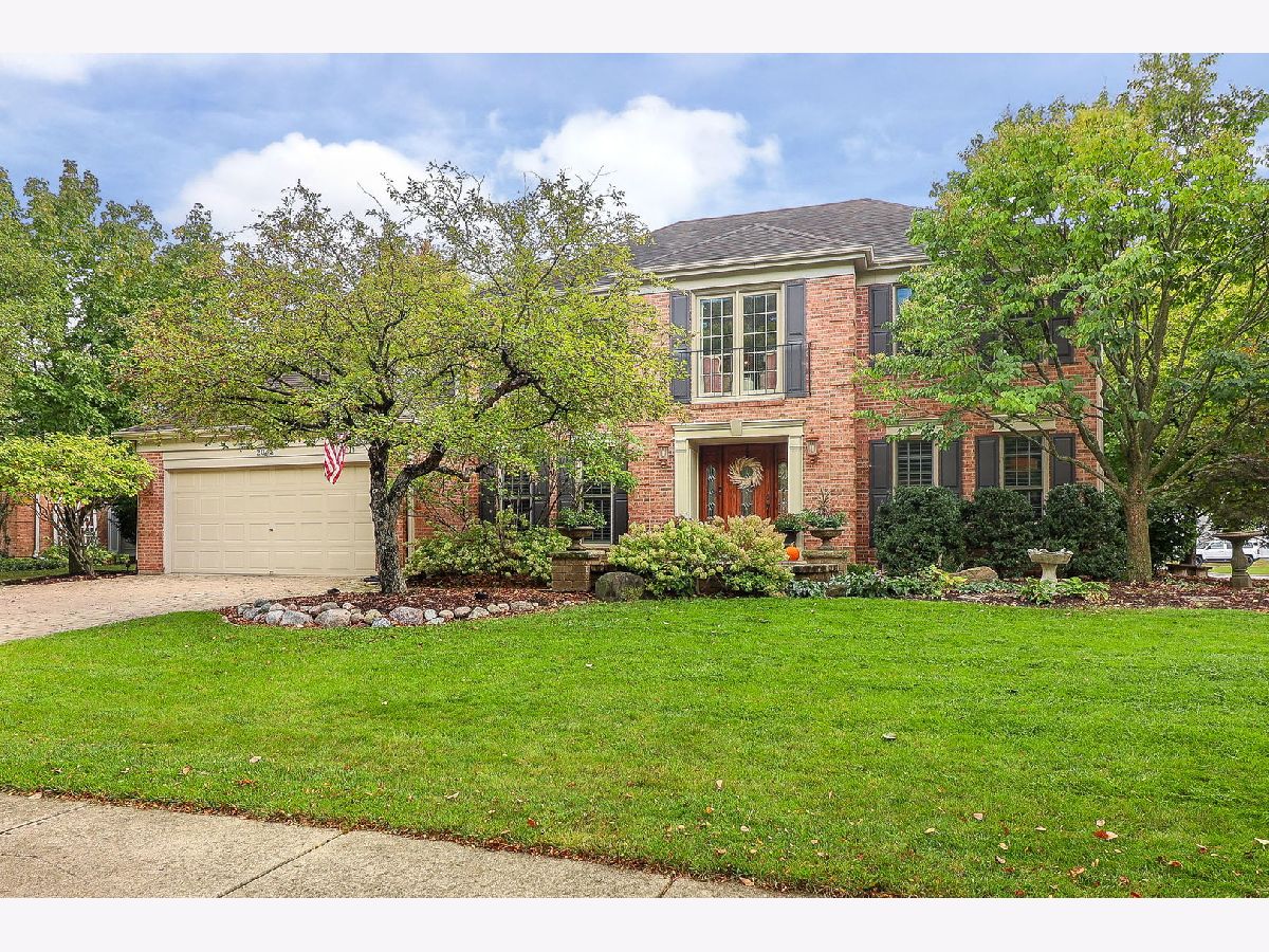  For Sale Wheaton Illinois, 2042 Wexford Circle