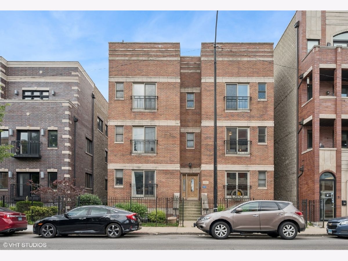  For Sale Chicago Illinois, 2461 Foster Avenue