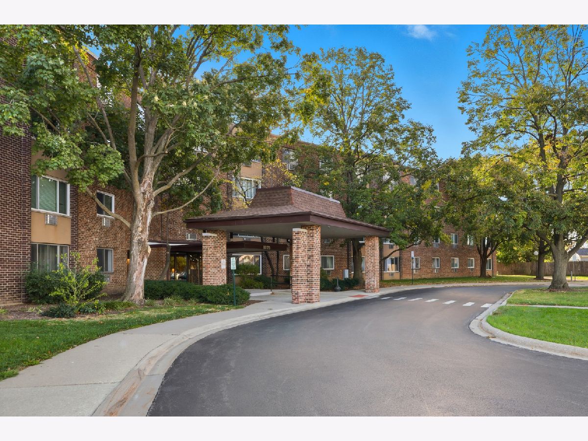 For Sale Hoffman Estates Illinois, 1375 Rebecca Drive