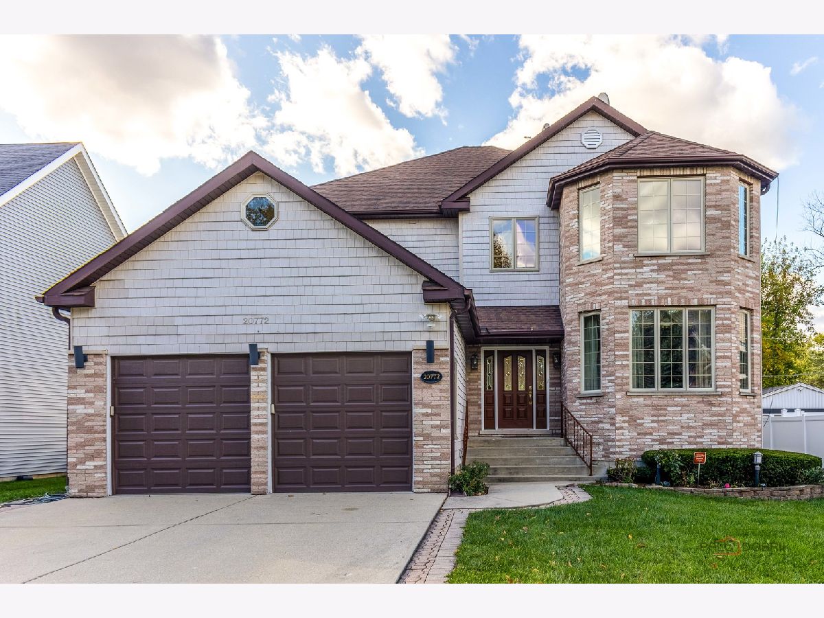 Homes For Sale Horatio Gardens Buffalo Grove Illinois, 20772 William Avenue