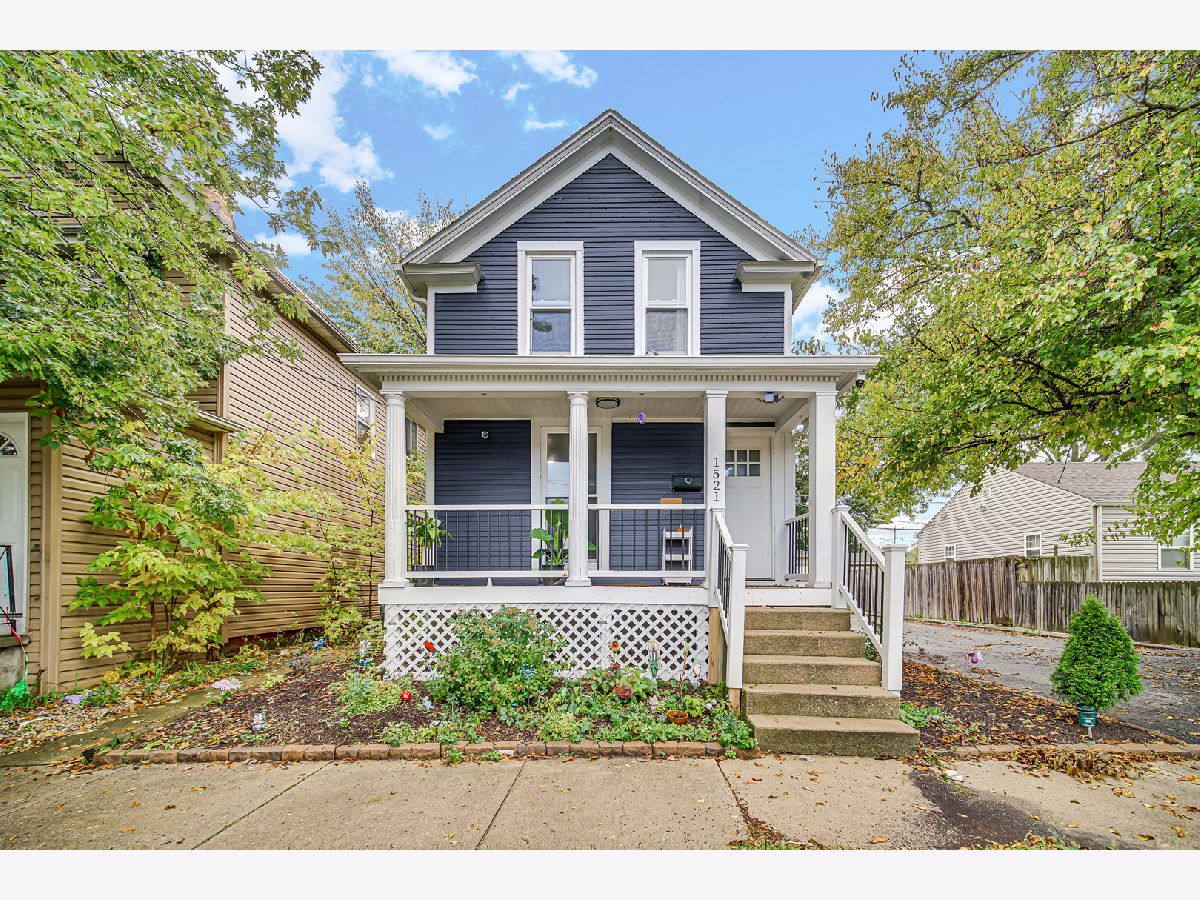  For Sale Waukegan Illinois, 1521 Catalpa Avenue