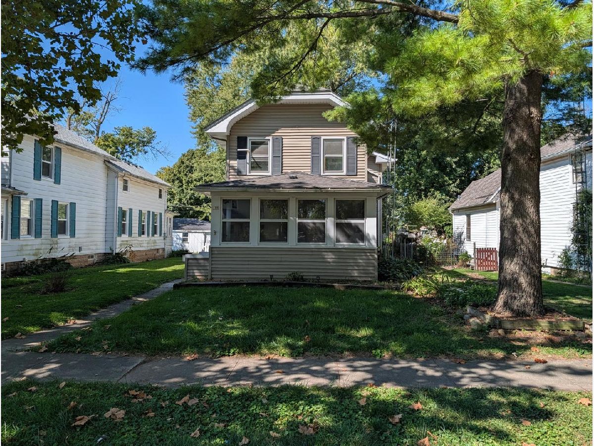 For Sale Waterman Illinois, 135 Birch Street