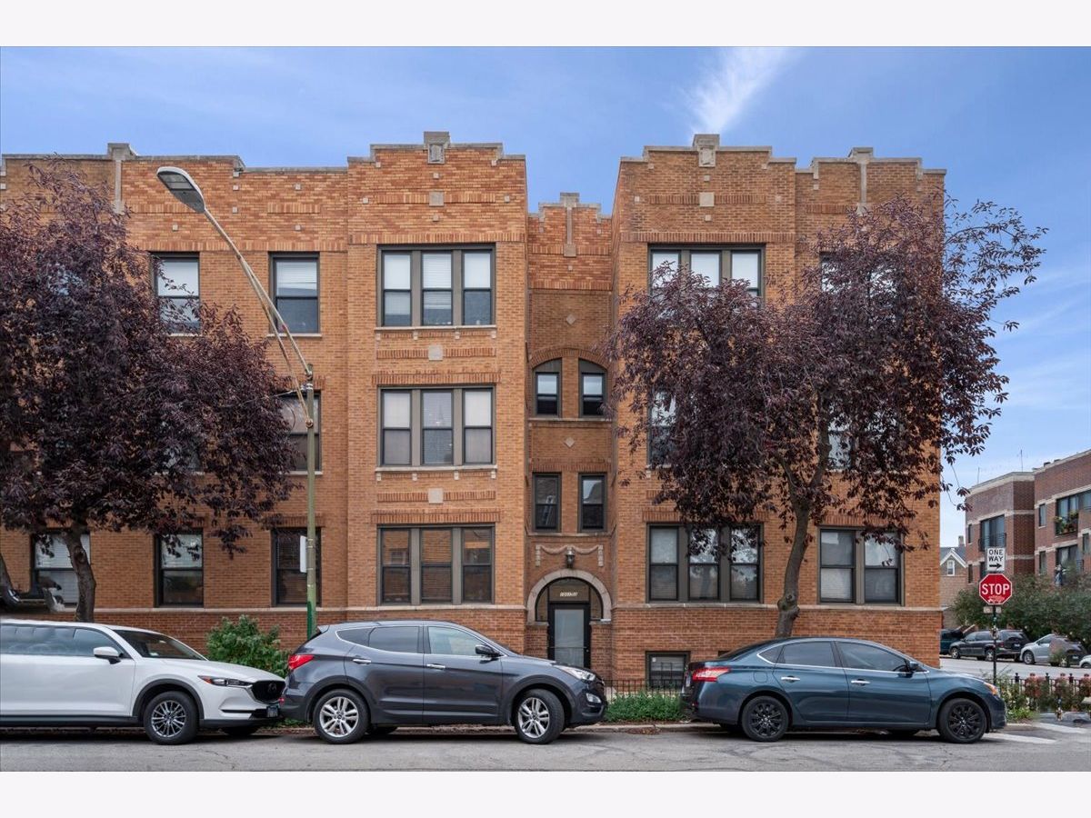  For Sale Chicago Illinois, 1001 Campbell Avenue