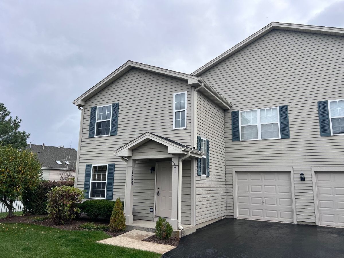  For Rent Mundelein Illinois, 1350 Orleans