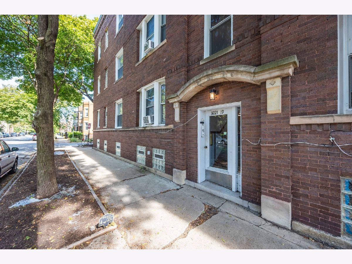  For Rent Chicago Illinois, 3219 Leavitt