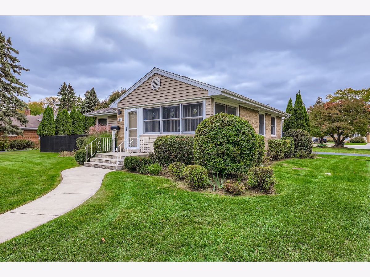  For Sale Arlington Heights Illinois, 34 Reuter Drive