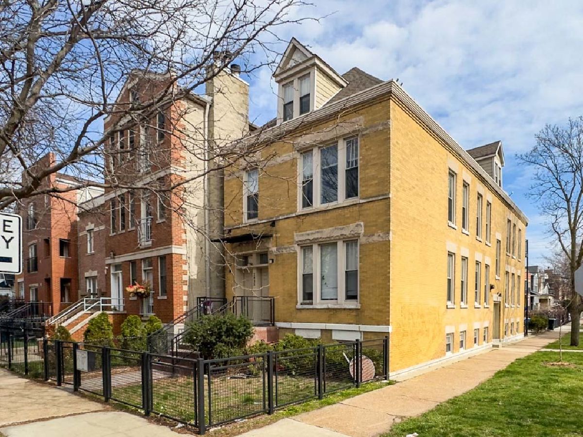  For Rent Chicago Illinois, 2835 Damen