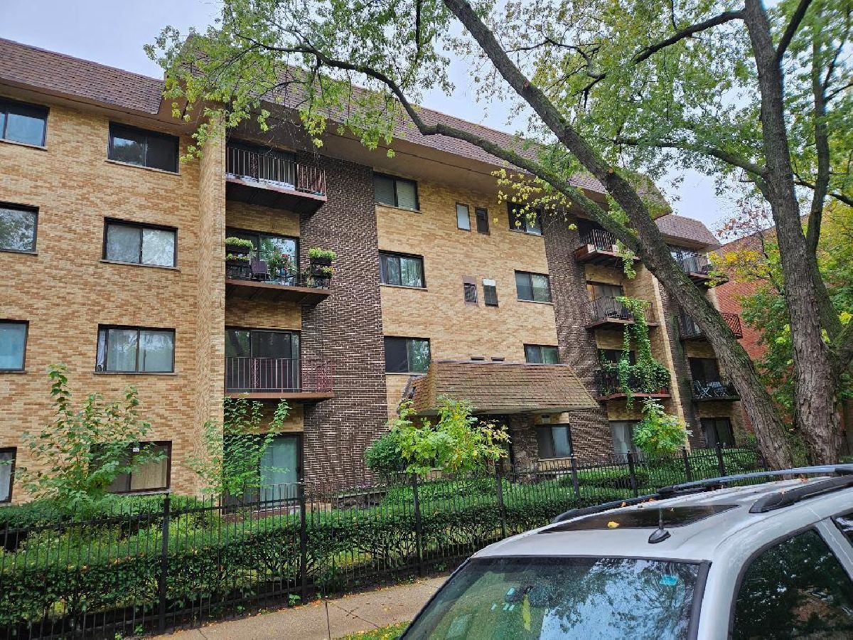 For Sale Chicago Illinois, 1629 Greenleaf Avenue
