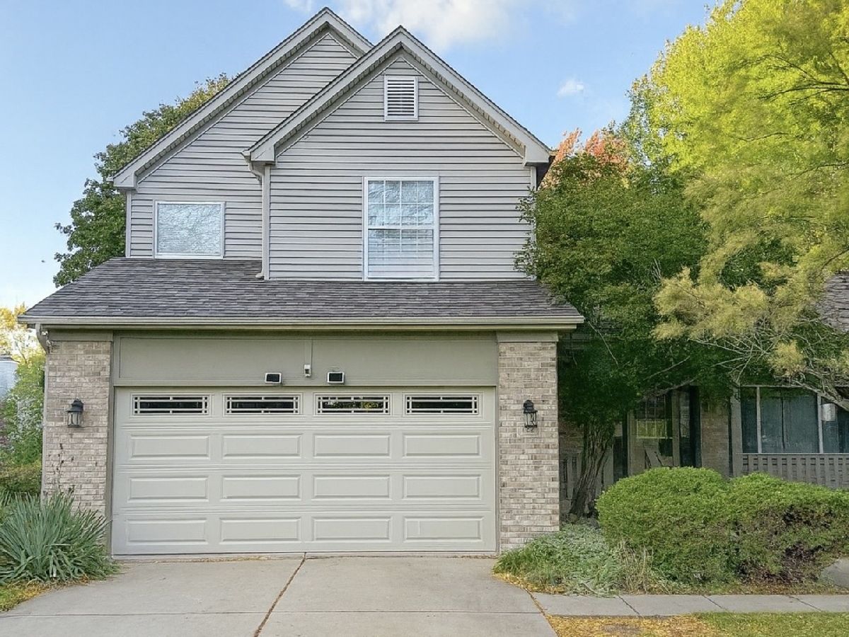 For Sale Sugar Grove Illinois, 122 Arbor Avenue