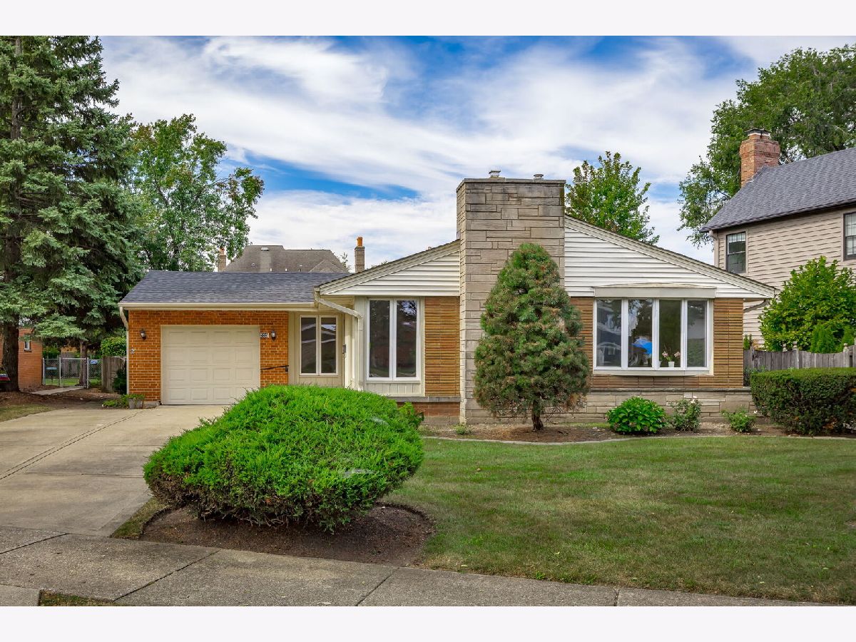 For Sale Elmhurst Illinois, 333 Huntington Lane