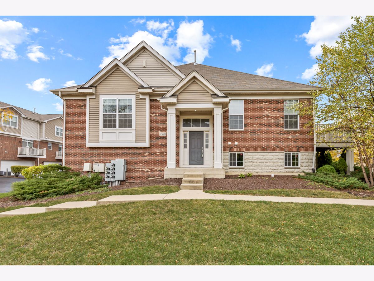 For Rent Naperville Illinois, 2528 Dunraven