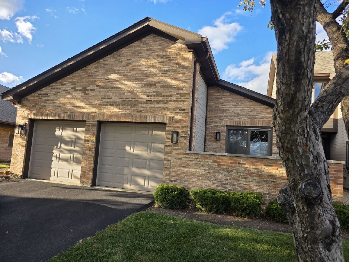 For Sale Hoffman Estates Illinois, 1764 Pebble Beach Drive