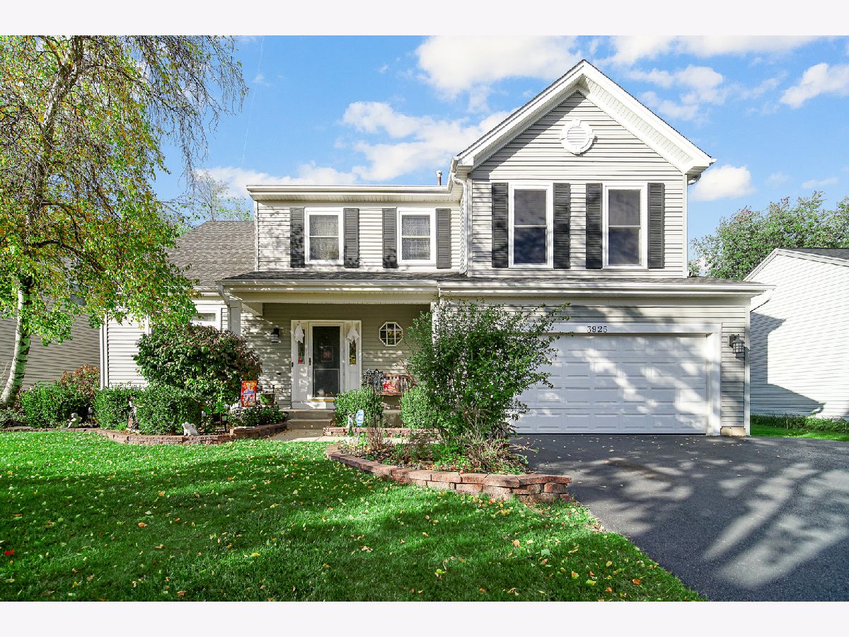 Homes & Townhomes & Condos For Sale Spring Lake Farms Lake In The Hills Illinois, 3925 Peartree Drive