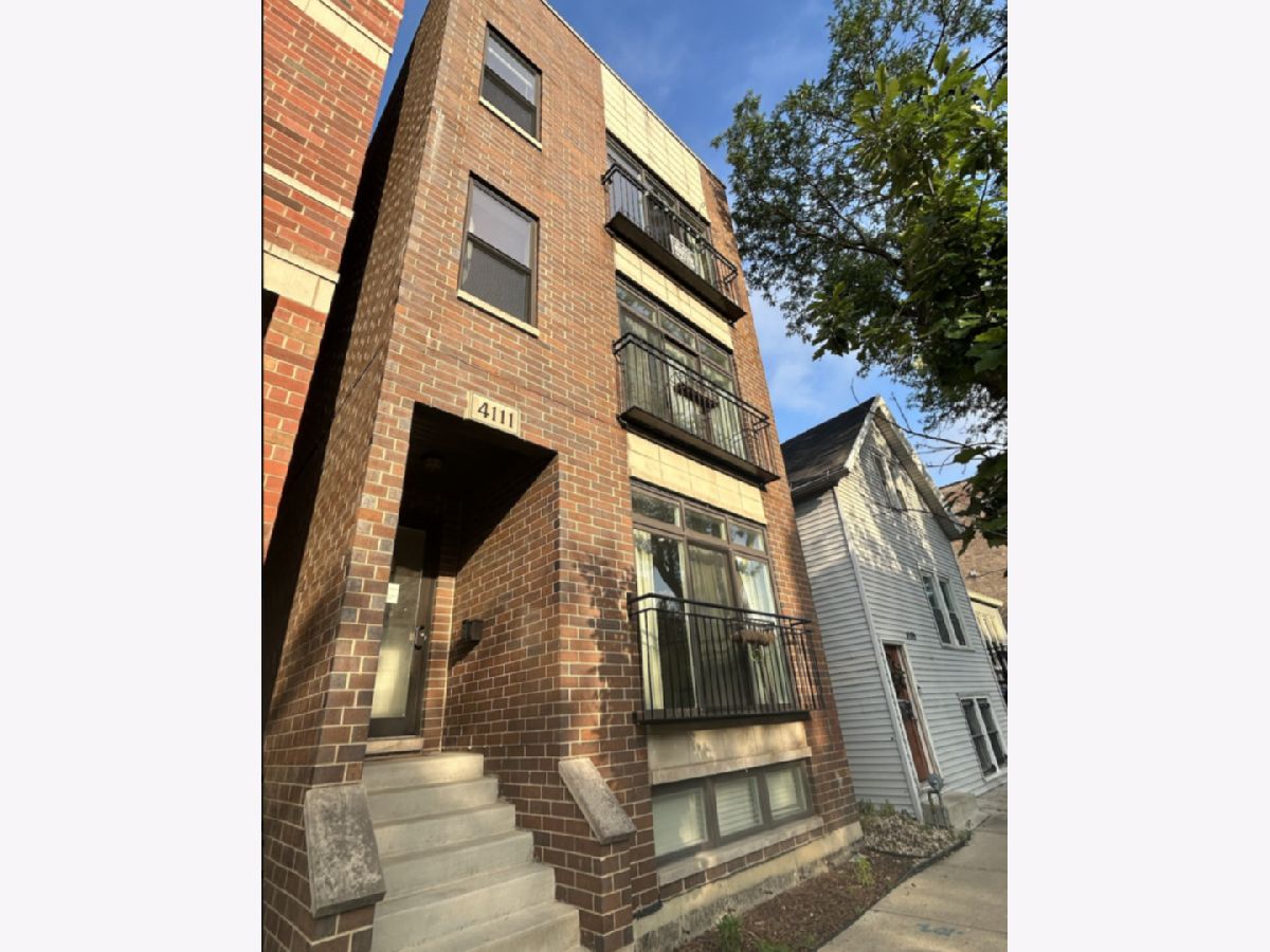  Rented Chicago Illinois, 4111 Western