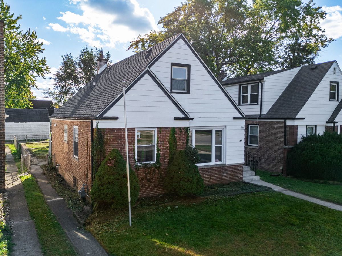  For Sale Calumet City Illinois, 43 163rd Street