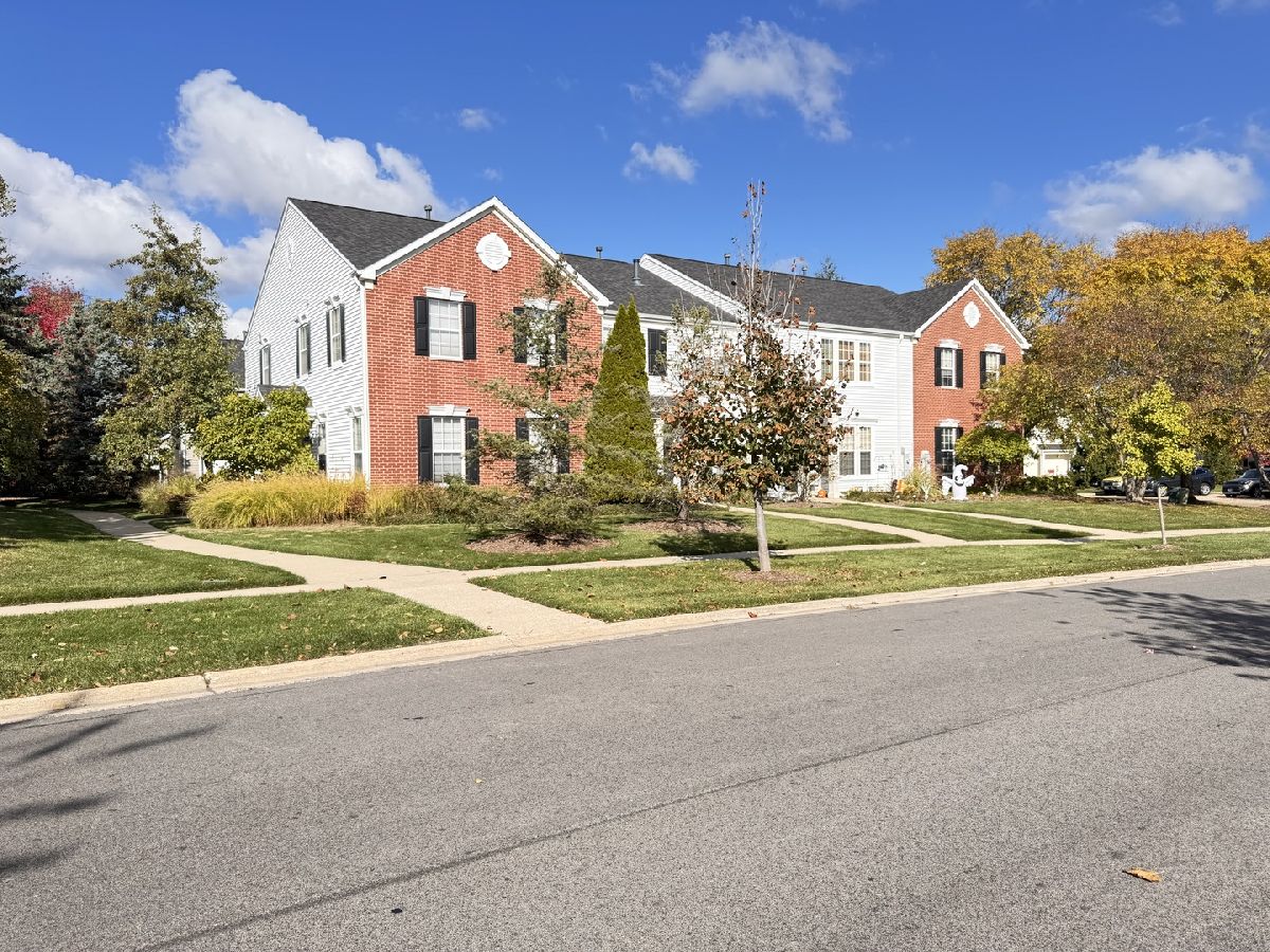  For Sale Round Lake Illinois, 368 Litchfield Drive