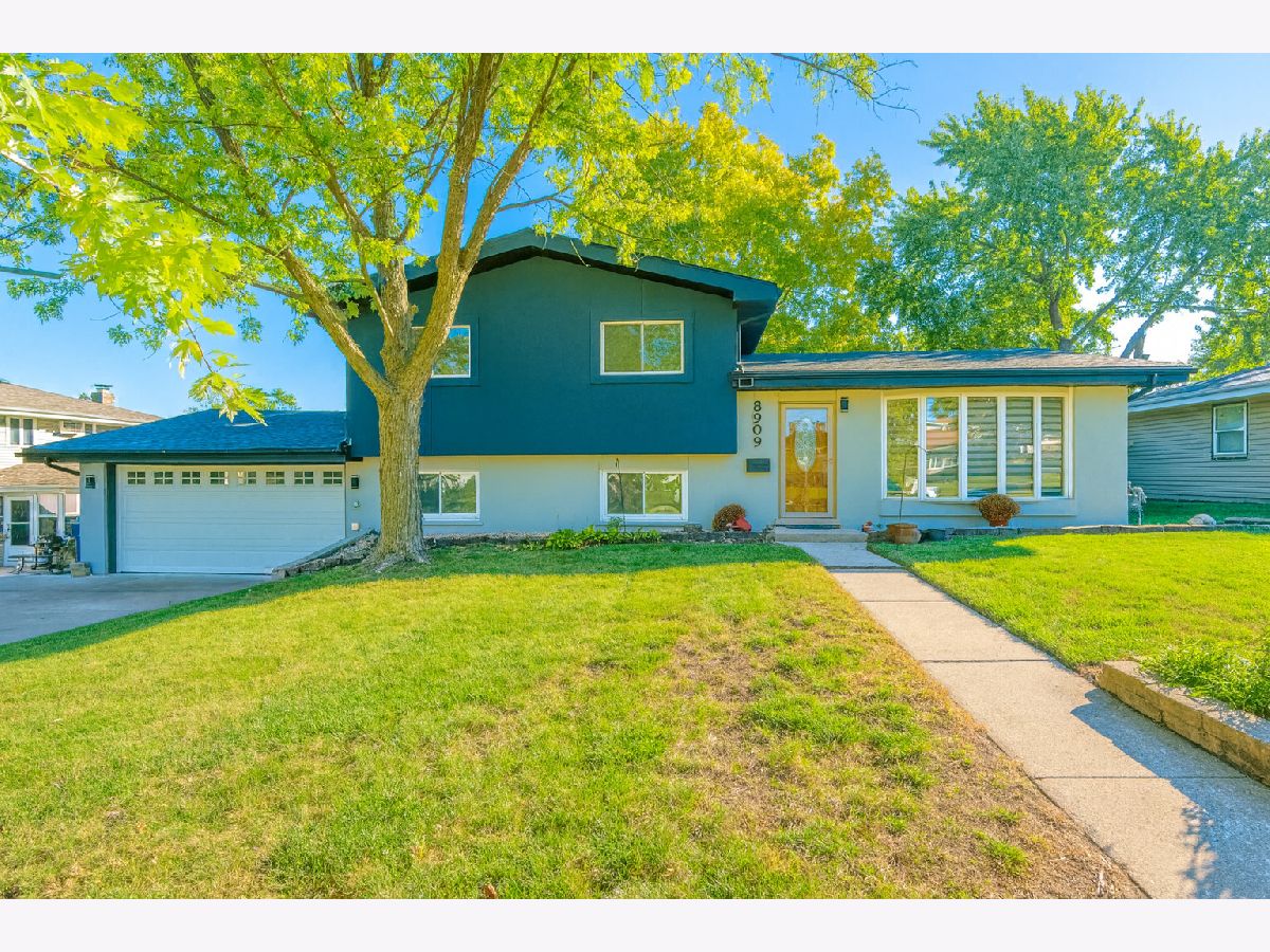 For Rent Hickory Hills Illinois, 8909 85th