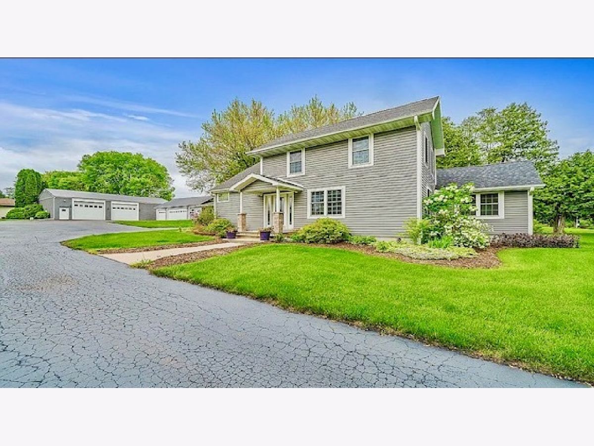  For Sale Sterling Illinois, 2912 Woodlawn Road