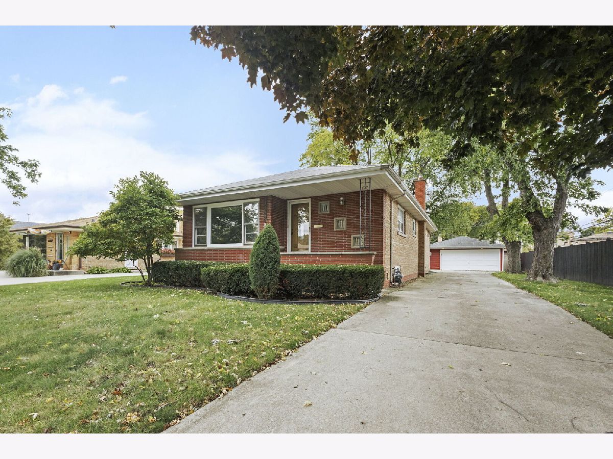 For Sale Oak Lawn Illinois, 10624 Lawler Avenue