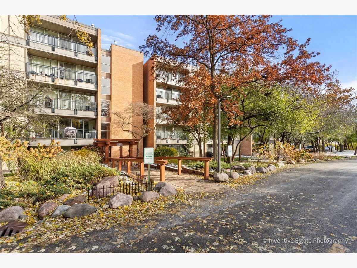 Condos & Townhomes For Rent Four Lakes Lisle Illinois