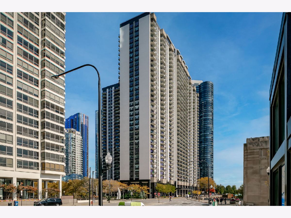  Sold Chicago Illinois, 400 Randolph