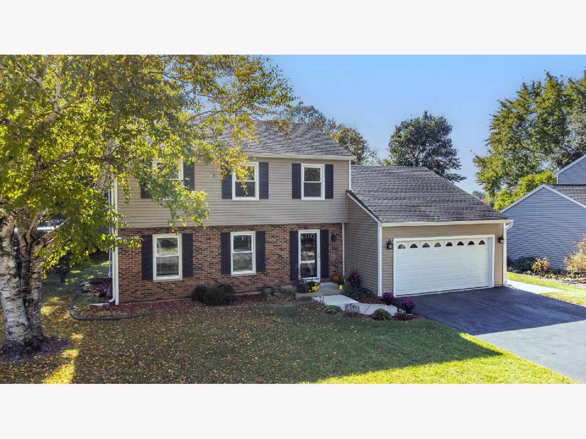 Homes For Sale Cambridge St Charles Illinois, 1533 Banbury Avenue